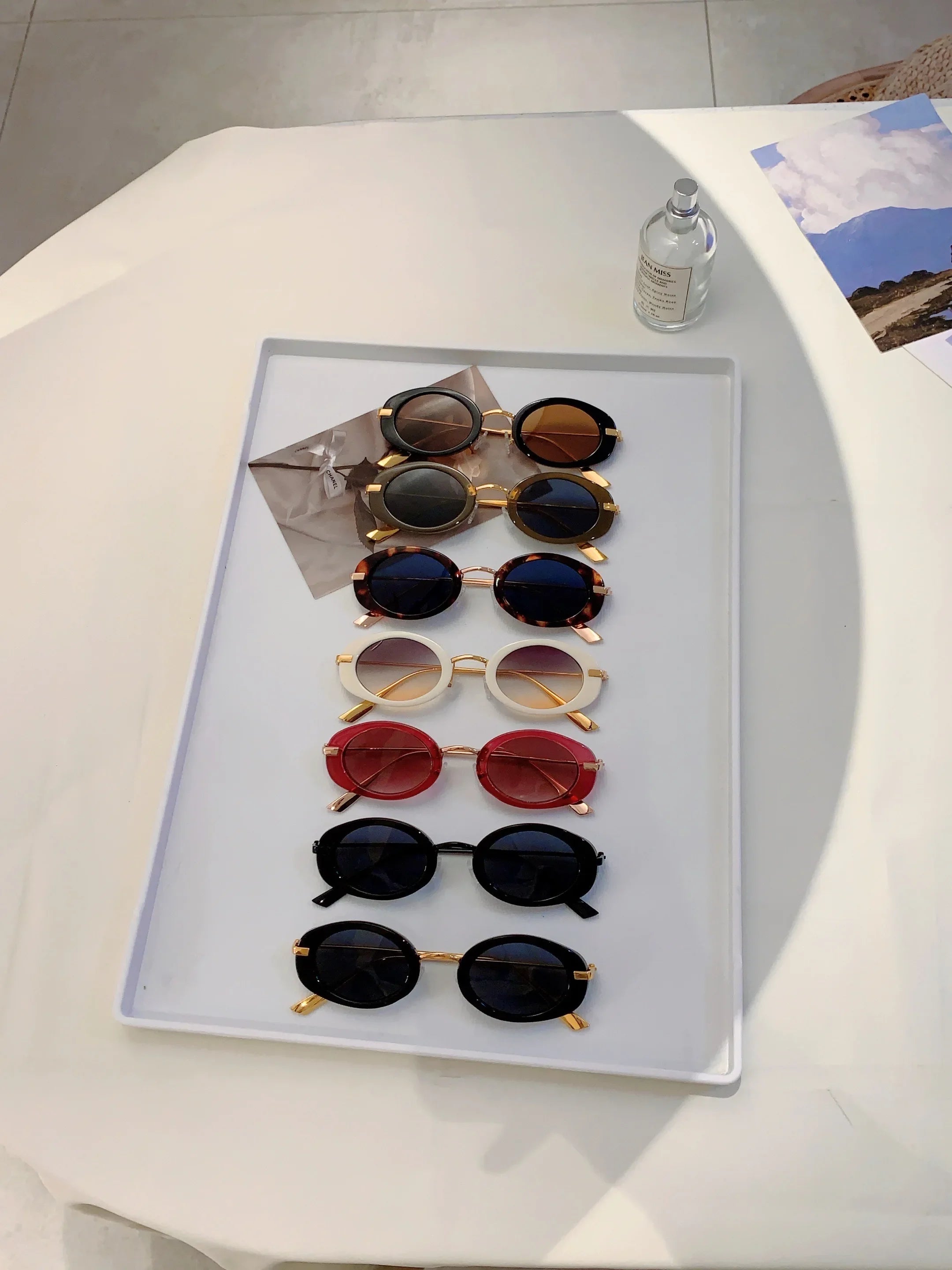 Small Oval Frame Retro Sunglasses Luxury Metal Designer Shades Women's Trendy Fashion Brand Leopard Beach Sun Glasses for Lady